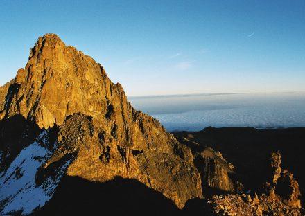 Adventure Travels Kenya 11 Days Kenya Classic Safari – Mara, Nakuru, Mt Kenya, Samburu & Mombasa